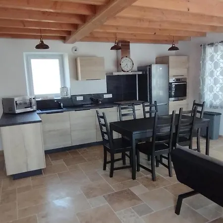 Ferienhaus La Grange De Robin